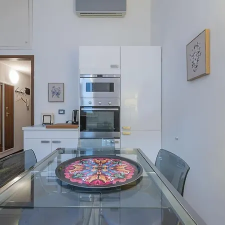 Apartament Youhosty - Lepetit 3 *